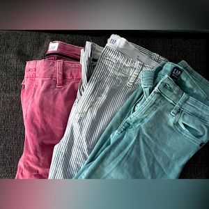 Lot of 3 pairs of Gap spring/summer pants!